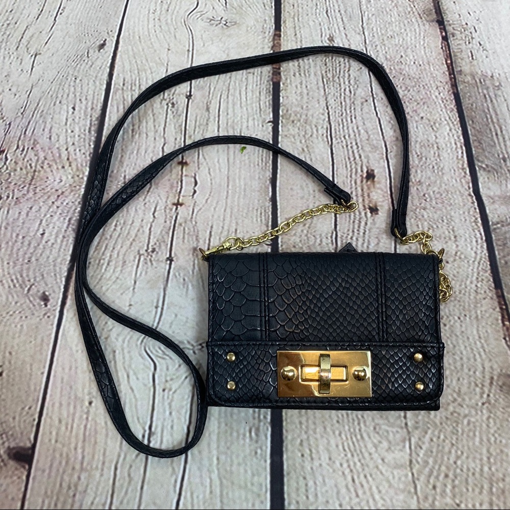 Black & Gold Faux Snakeskin Crossbody Wallet